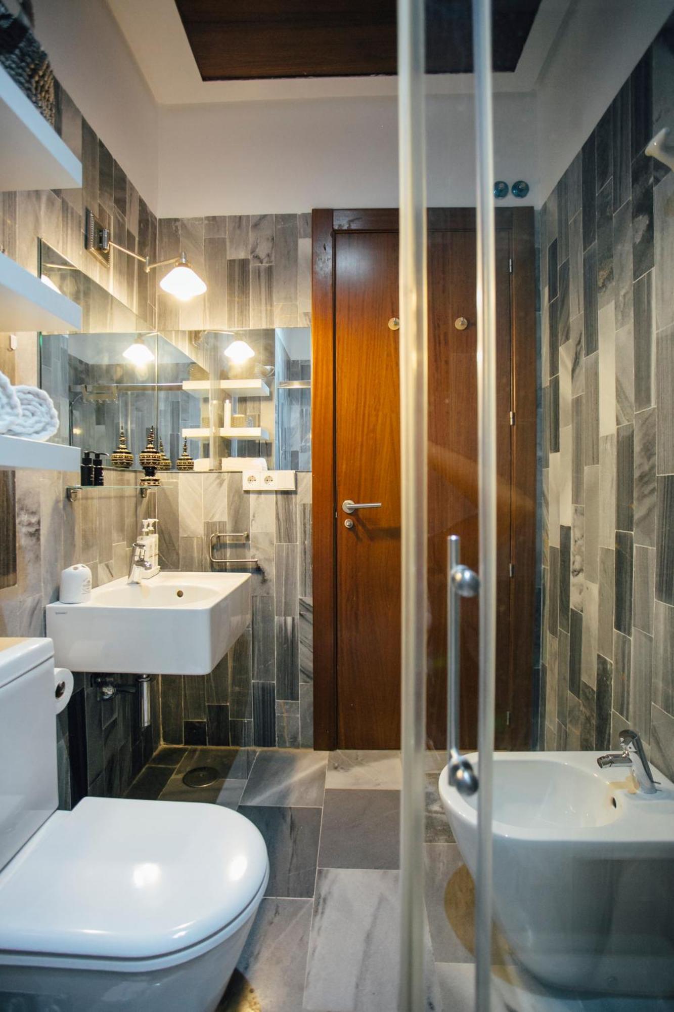 Attic With Terrace- 1Bd 1Bth- Corral Del Rey Apartment Seville Luaran gambar