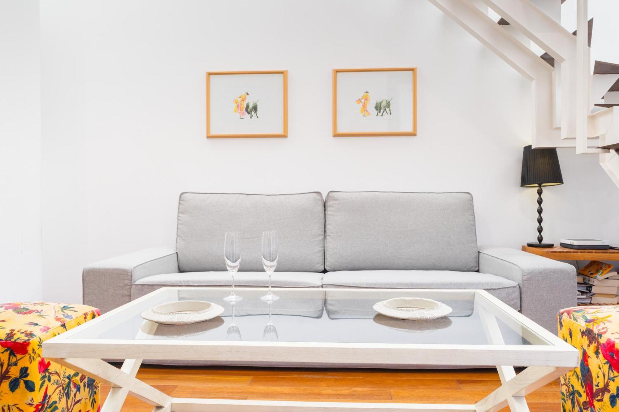 Attic With Terrace- 1Bd 1Bth- Corral Del Rey Apartment Seville Luaran gambar
