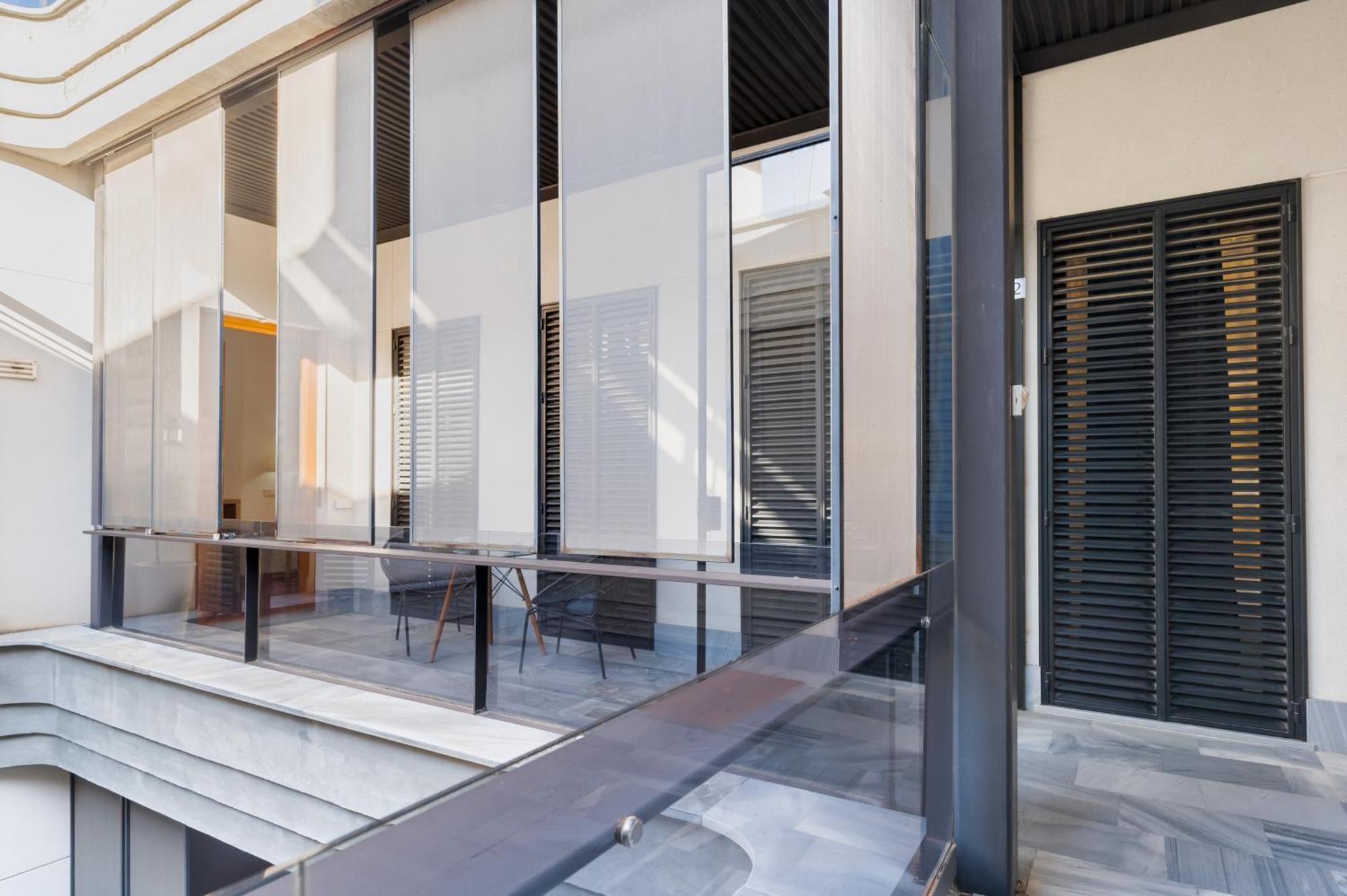 Attic With Terrace- 1Bd 1Bth- Corral Del Rey Apartment Seville Luaran gambar